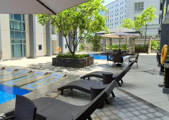 Rqui Condotel Newport Pasay *